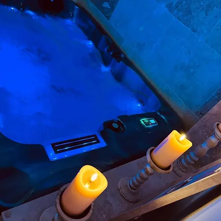 Апартаменты Love Room Cassis